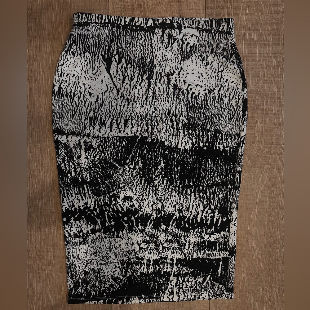 Monochrome Abstract Women's Pencil Skirt